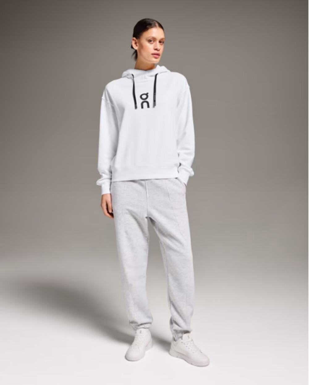 On Running Hoodie Womens Medium Club Hoodie Gray Pullover Relaxed Athleisure